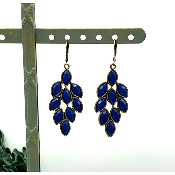 Vintage-Style Brass & Blue Leaf Drop Earrings With Leverback Closure - Picture 5 of 5